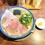 博多とんこつ 天神旗 - 