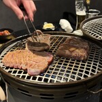 厚切り牛タン 焼肉 一心たん助 - 