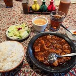 胡椒饅頭PAOPAO - 黒胡椒のま〜ぼ〜豆腐セット　1300円