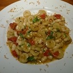 ガンバコルタ - オレキエッテ 白インゲン豆と自家製ボッタルガのソース