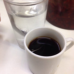 突き出しのプチアイスコーヒー