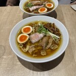 手打 親鶏中華そば 綾川 - 