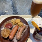 王国レストラン 花のキッチン - 料理写真:ホットワイン フランクセット、ビール