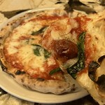 pizza marumo - マリナーラとマルゲリータを交互に頂きました