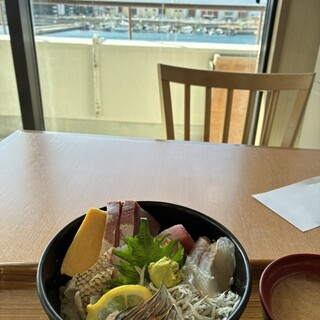 垂水漁港食堂_1