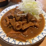 岸田屋 - 牛にこみ（850円税込）