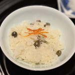 石葉 - この胡椒とクチコで食べるむかごご飯、飛ぶで