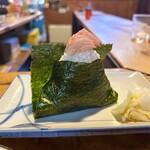 岸田屋 - おにぎり・鮭（500円税込）