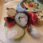 漁菜克献 - ＜2014年12月＞付き出し。キレイな色合い。目でも味わえるお料理です。