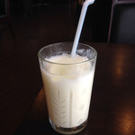 カーン・ケバブ・ビリヤニ - セットのラッシー