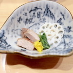 銀座 篝 - 煮干つけSOBA 並 (900円)の具 '14 11月中旬