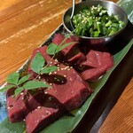 炭火焼肉ぐら - 