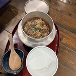 梟の響キ 秋月 いろり蔵 - 1合を2人てシェアで十分な量でした。