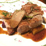 ビストロ 後藤 - 肉のメイン。3種類もの肉、鴨肉のグリエに福井ポークの燻製とサルシッチャだったかな。
