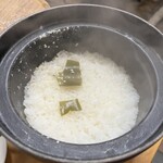 黒毛和牛ホルモン 大衆焼肉しんすけ - 