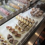 シュークリー - 店内