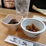 鳥獣菜魚 あい川 - 突き出しは二種類