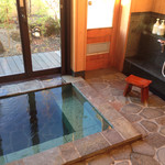 山木館 - 2014/11/15  貸し切り風呂、窓を開放すると露天風呂にもなる