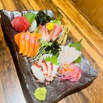 北海道海鮮と地鶏と日本酒 個室居酒屋 新橋漁港 - 