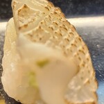 えび寿し - 握り いかの炙り(塩) 炙った事で風味良くいかの旨味もあり とても美味しい