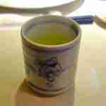 ポンチ軒 - その後温かいお茶を振る舞われたのでごくりと飲み干し