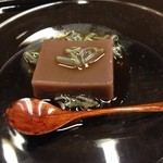 本湖月 - 水羊羹と三田のじゅんさい