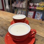 チャーリーズ - 