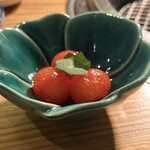 大皿焼肉 老中 - さくらんぼみたいなトマト