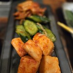 万両 - キムチ盛り合わせ(白菜・胡瓜・山芋)