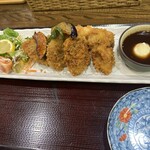 味亭花の家 - 牡蠣フライ