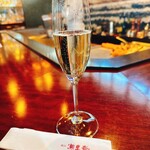 横浜瀬里奈 ステーキドーム - 