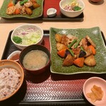 大戸屋 - 料理写真:
