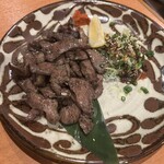 つなぎや - 牛タンの黒すすき焼き