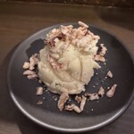 ITA酒場 - ポテサラ　　オニオンチップかな？食感良き