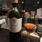 オステリア ラ チチェルキア - di Vera（サンジョヴェーゼ、モンテプルチアーノ、ラクリマ）