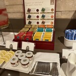 Emirates Lounge - 