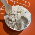 イータリー - 右がストラッチャテッラ、左がカスターニャ