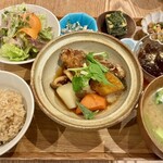 実身美 大手町店 - 