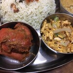 南インド料理 レジナ - チキンティッカとエッグブルジ