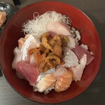 みこ市場 - 2日目の海鮮丼
