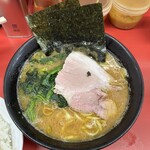 ラーメン 杉田家 本店 - 