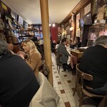 Chez Marcel - ほぼ満席