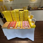 奇跡の国 台湾 - ここから箱とフィナンシェを取る