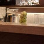 蕎麦前 中手 とうは - 内観