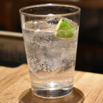 食鶏 しまや - 【鶏焼肉 トリヤキニクコース＋3時間飲み放題】（８，７４５円）の『生ライムサワー』２０２５年１２月
