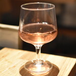食鶏 しまや - 【鶏焼肉 トリヤキニクコース＋3時間飲み放題】（８，７４５円）の『オレンジワイン』２０２５年１２月