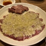炭火焼肉ホルモン うしごろ - 