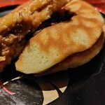 山善 - 中はラムレーズン餡