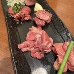 炭火ホルモン酒場 そがん - 