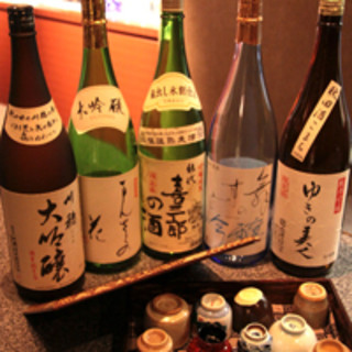 常時20種ご用意する秋田の"地酒"◆季節の味も4種ございます